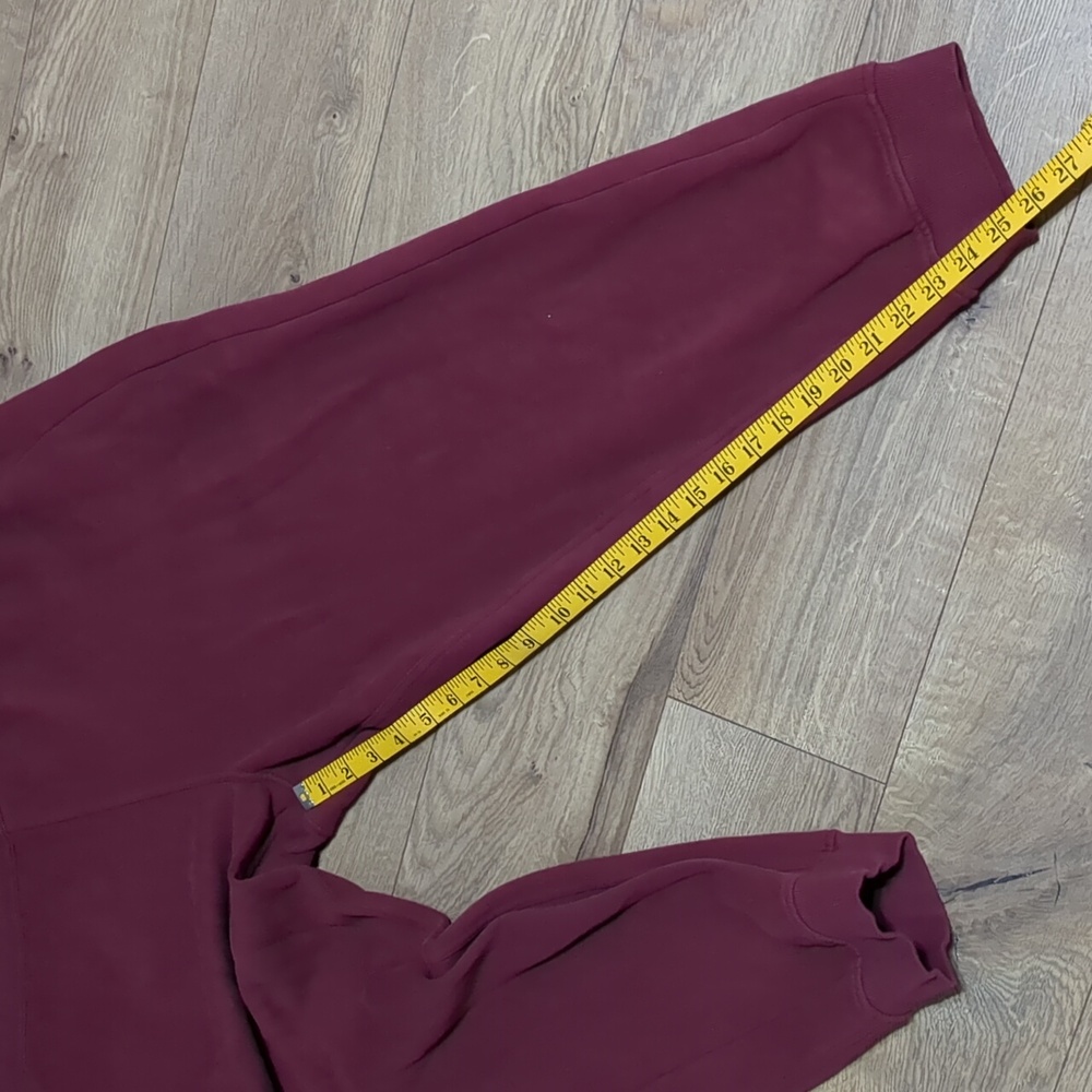 Lululemon Scuba High Rose Wine Red Jogger  Size 20 - Picture 6 of 10